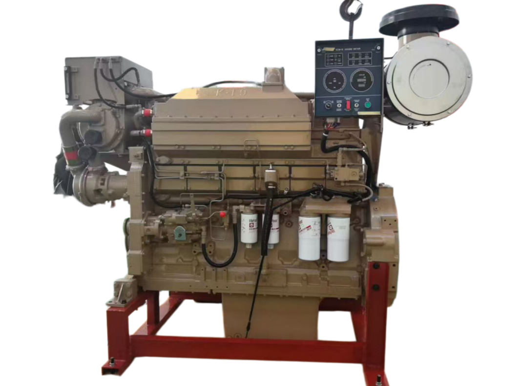Cummins KTA19 marine